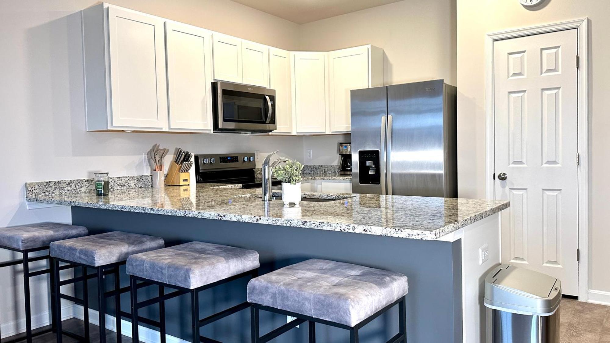 Caverns New Townhome With 3 Bedrooms With 1500sqft