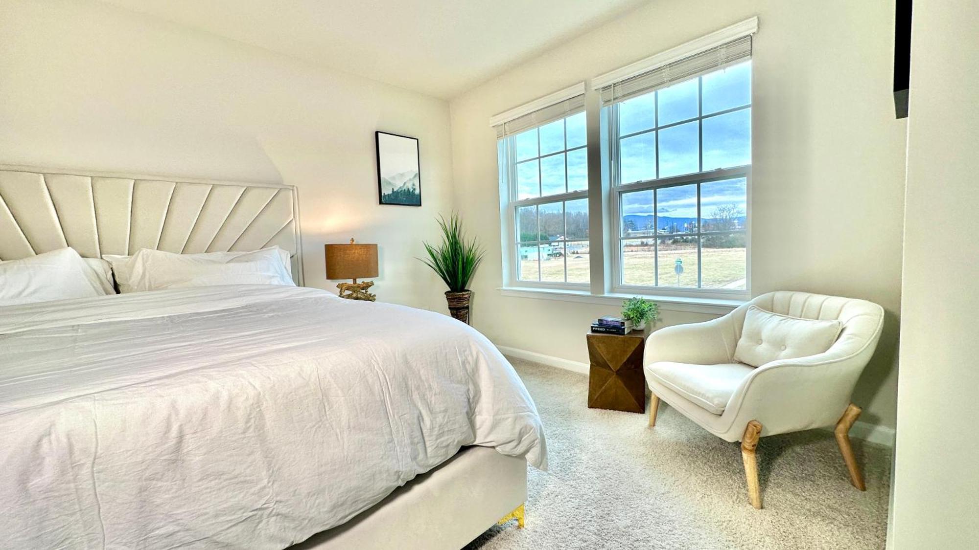 Holiday home Caverns New Townhome With 3 Bedrooms With 1500sqft Luray